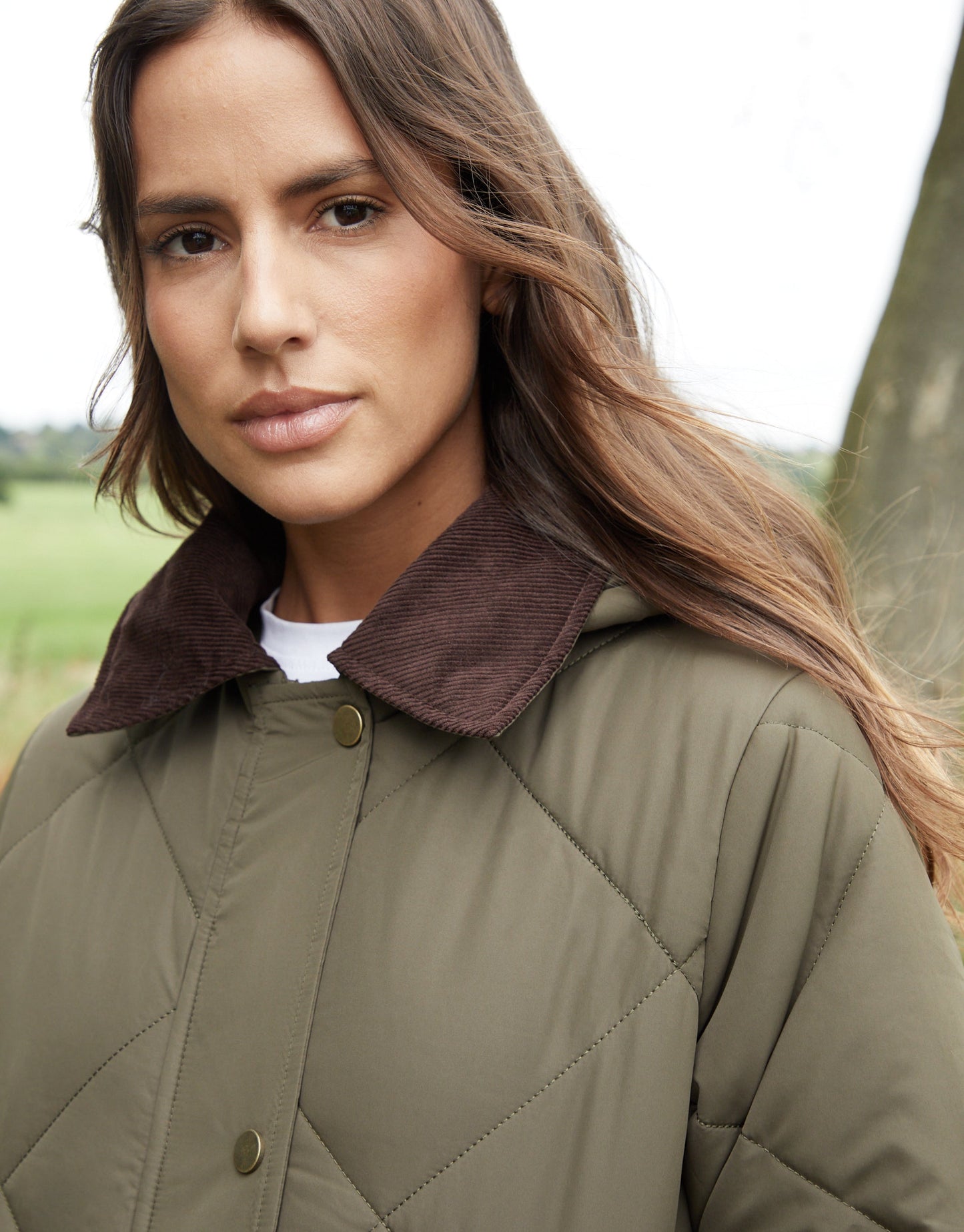 Galuxia Women's Khaki Diamond Quilted Heritage Longline Barn Jacket with Removable Hood - Image 5