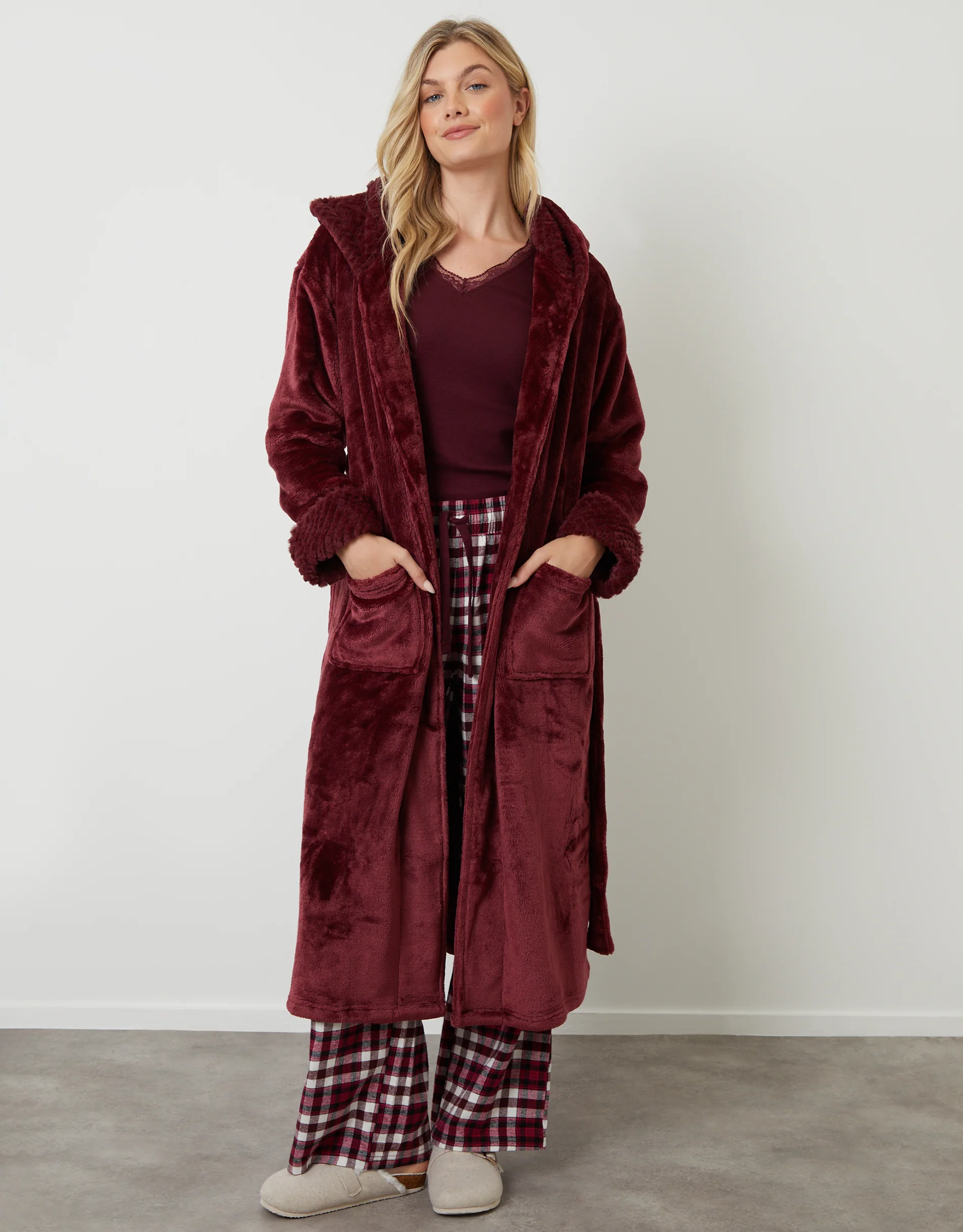 Galuxia Women's Berry Red Soft Faux Fur Trim Dressing Gown